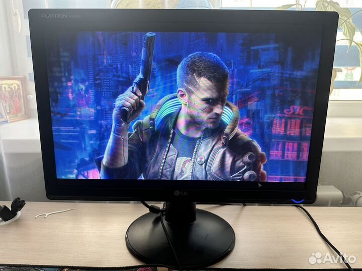 Монитор LG Flatron 19