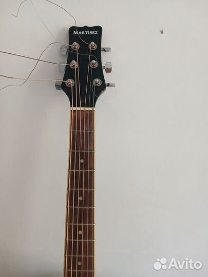 Акустическая гитара Мартинез