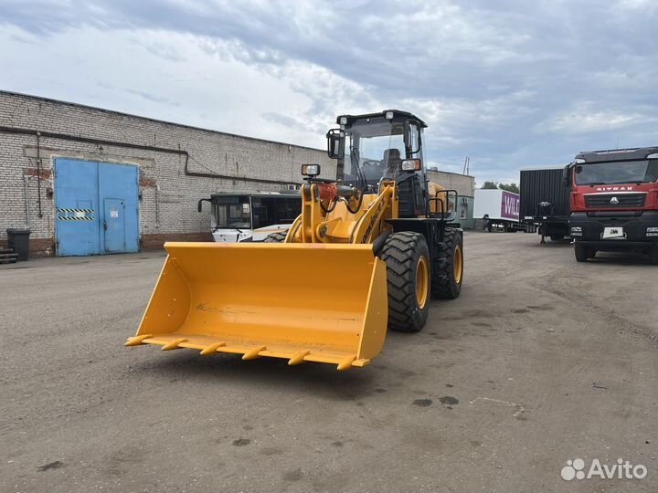 Фронтальный погрузчик Lonking CDM836N, 2023