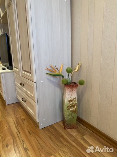 Ваза напольная для интерьера