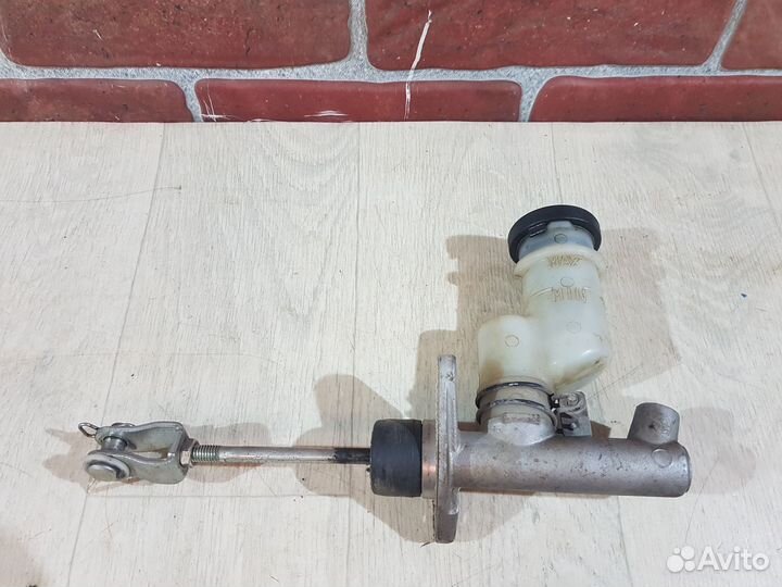 Главный цилиндр сцепления Hyundai accent