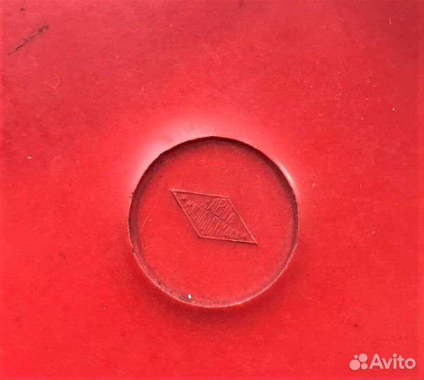 Шкатулка карболитовая «1 мая» СССР