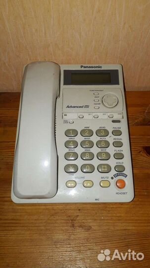 Телефон panasonic