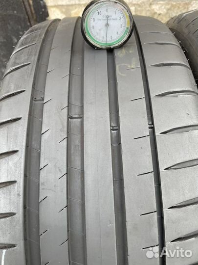 Michelin Pilot Sport 4 225/45 R17 и 245/40 R17