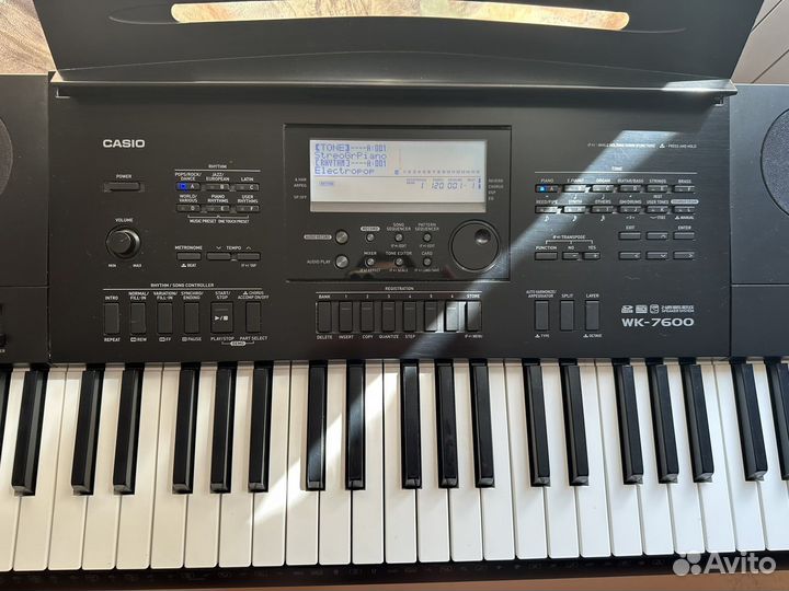 Синтезатор casio wk 7600+ стойка athletic