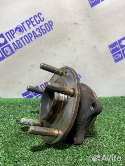 Ступица передняя правая Hyundai Santa Fe