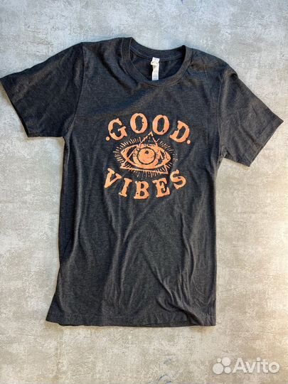 Футболка женская Canvas