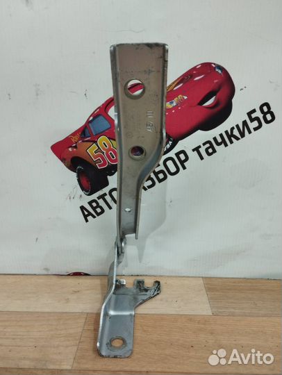 Петля капота правая Volkswagen Polo 5 2011