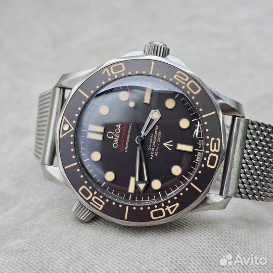 Omega Seamaster Diver 007 Edition