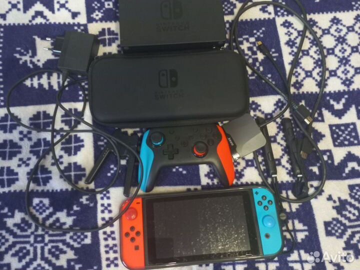 Nintendo Switch 1 ревизия (прошитая)