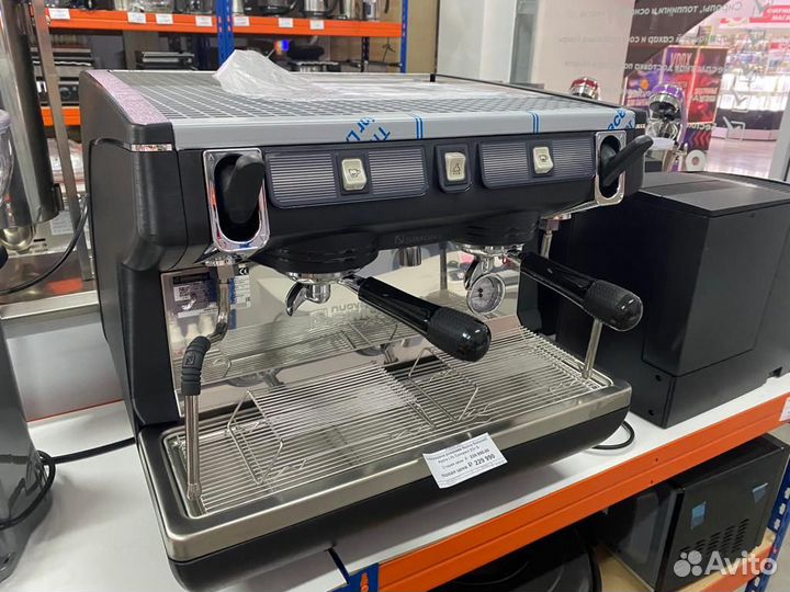 Кофемашина рожковая Simonelli в ассортименте