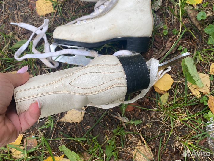 Продаю фигурные коньки