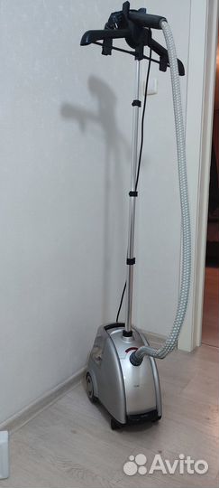 Отпариватель для одежды вертикальный
