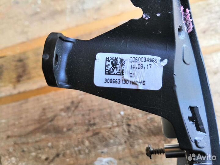 Накладка руля Mercedes Benz GLA X156 2017