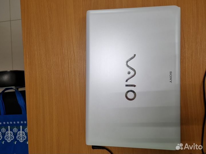 Sony vaio sve1713l1rw