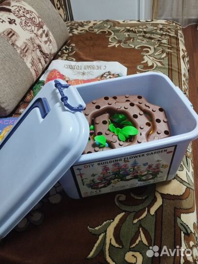 Конструктор цветочный сад