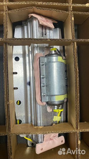 Подушка безопасности пассажирская BMW X5 E70