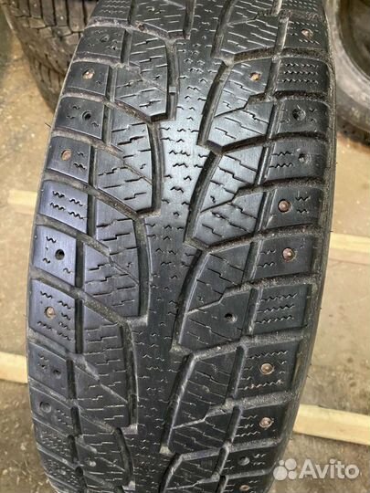 Hankook Winter I'Pike LT RW09 215/70 R15