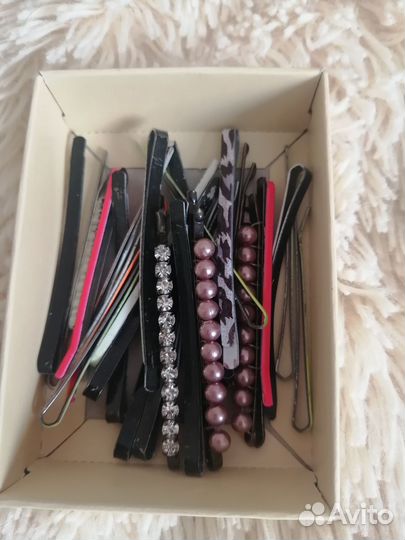 Невидимки для волос