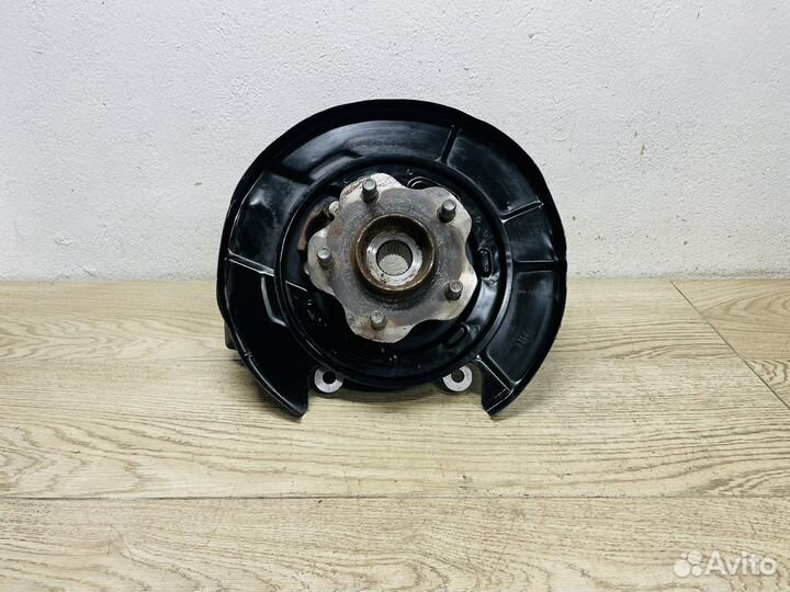 Ступица задняя правая Nissan Murano 51