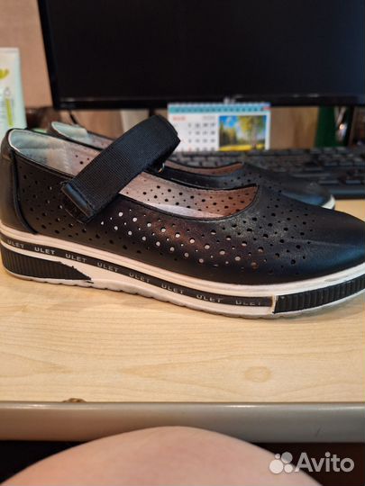 Кожаные туфли для девочки 35 размер