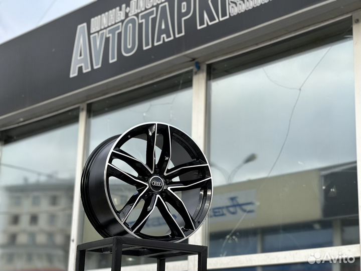 Диски R21 Audi A7 A8 Q3 Q5 Q7 Skoda Tiguan 8458