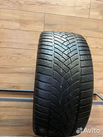 Goodyear UltraGrip Performance 255/40 R19