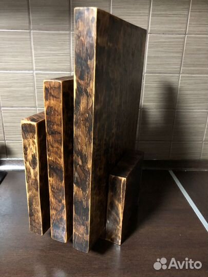 Разделочные доски из дуба на подставке