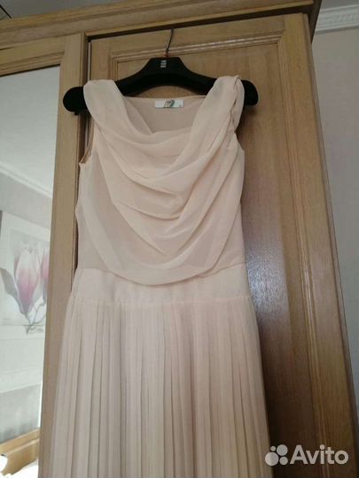 Платье вечернее