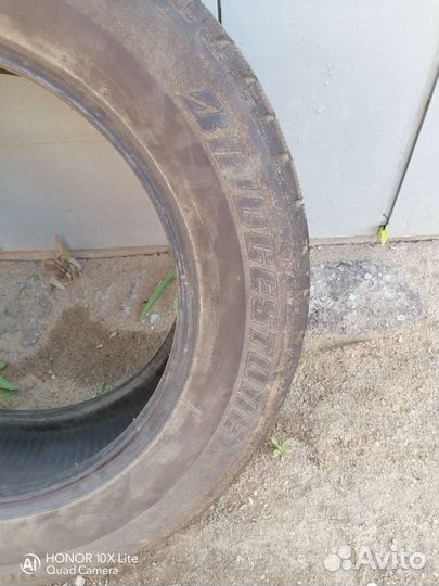 Bridgestone Blizzak Revo GZ 225/60 R17