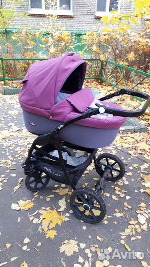 Коляска 2 в 1 riko basic bela