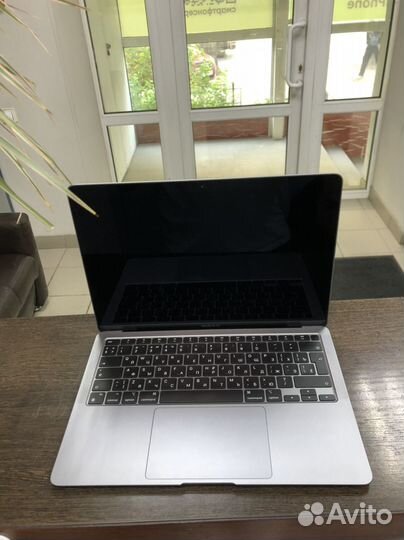 Ноутбук Apple MacBook Air A2337