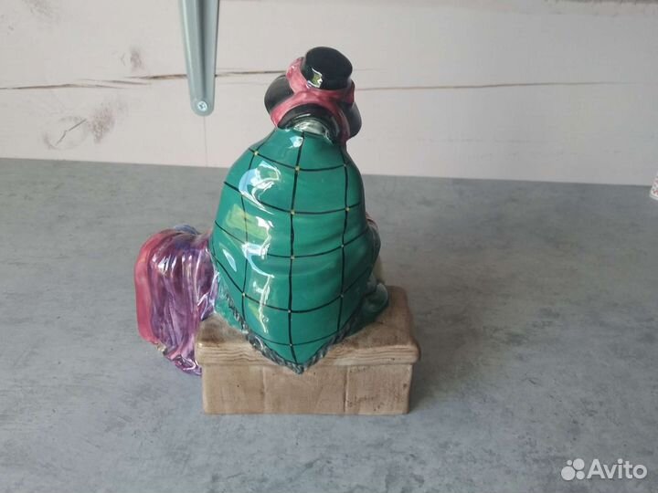 Фарфоровая статуэтка Royal Doulton