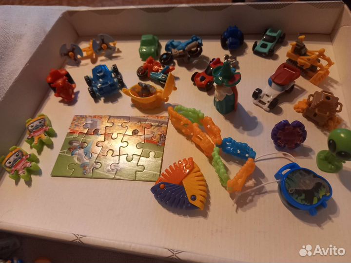 Игрушки из киндера