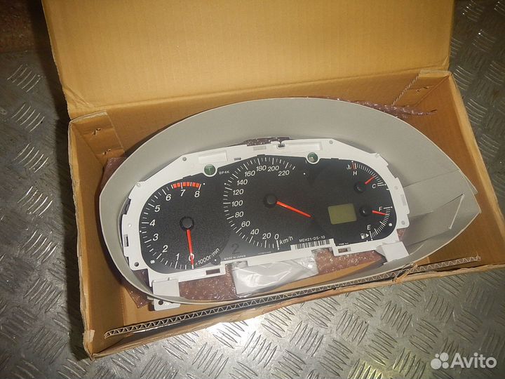 Б/У Панель приборов, Mazda (Мазда) -3 (BK) (02-09)