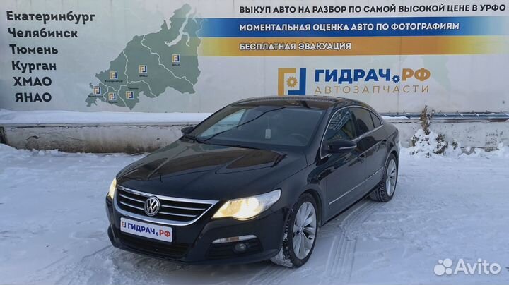 Наполнитель переднего бампера Volkswagen Passat CC