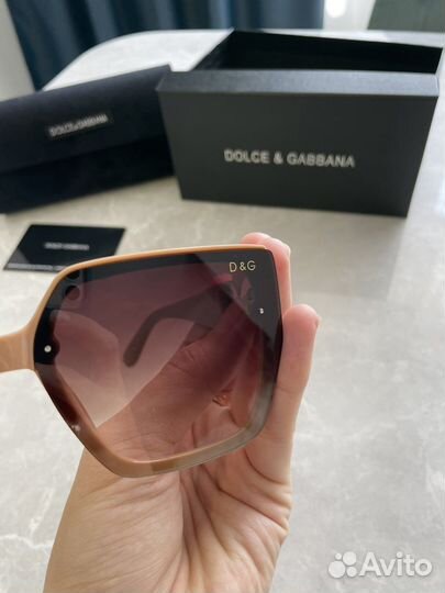 Солнцезащитные очки dolce gabbana