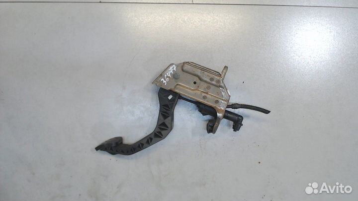 Педаль сцепления Volkswagen Polo, 2008