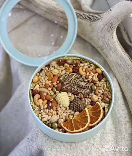 Сладкий новогодний подарок, съедобный букет