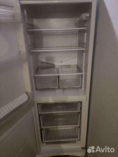 Продам холодильник рабочий