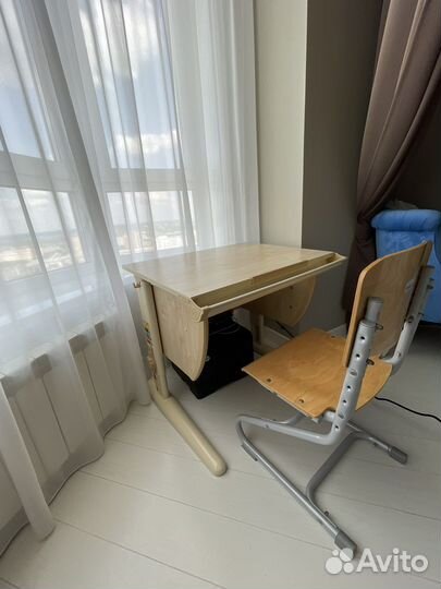 Растущая парта / школьный стул (комплект)