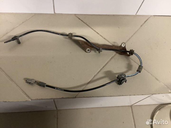 Датчик абс задний правый Subaru Forester 08-12 г
