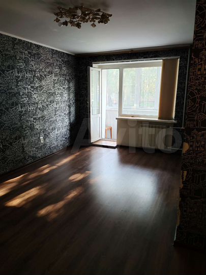 2-к. квартира, 43,5 м², 1/3 эт.