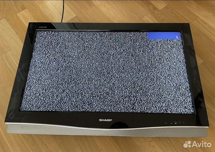 Телевизор Sharp 32 дюйма