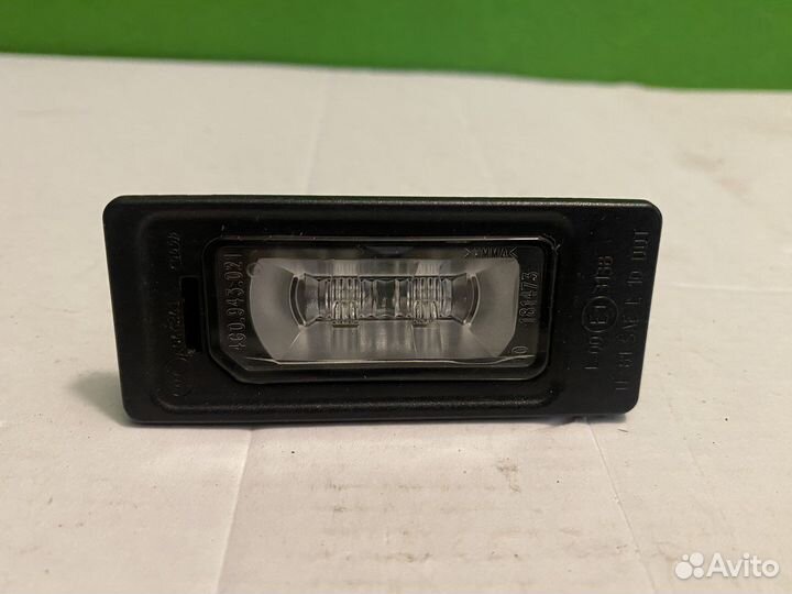 Фонарь освещения номерного знака Audi Vw