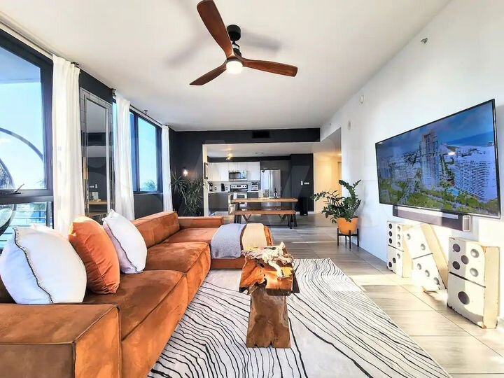 2-к. квартира, 43 м², 8/11 эт.