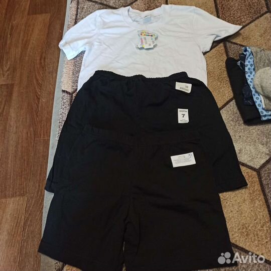 Одежда и обувь на мальчика 6-7 лет