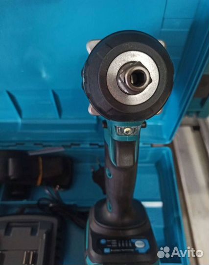 Аккумуляторный гайковерт Makita 350 Нм (Арт.87955)