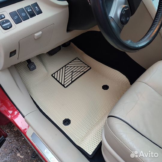 EVA коврики на Toyota Venza с бортами