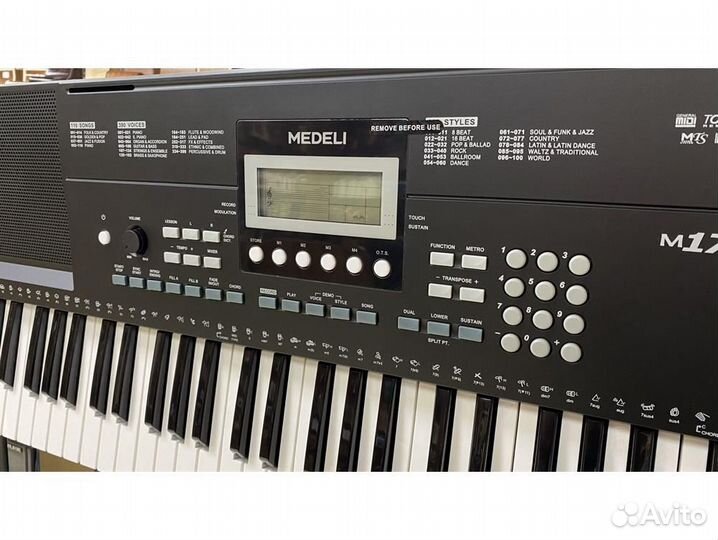 Medeli M17 Синтезатор, 61 клавиша